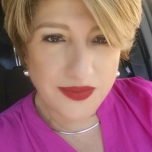 Meet your Posher, Candy